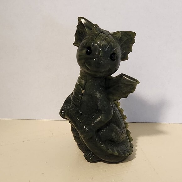 Other - 3.2" quartz jade carved dragon